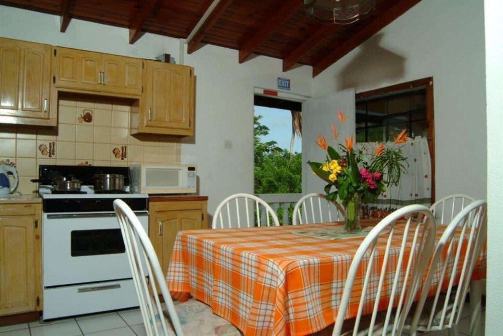 Tropical Breeze Vacation Home And Apartments Gros Islet Exterior foto
