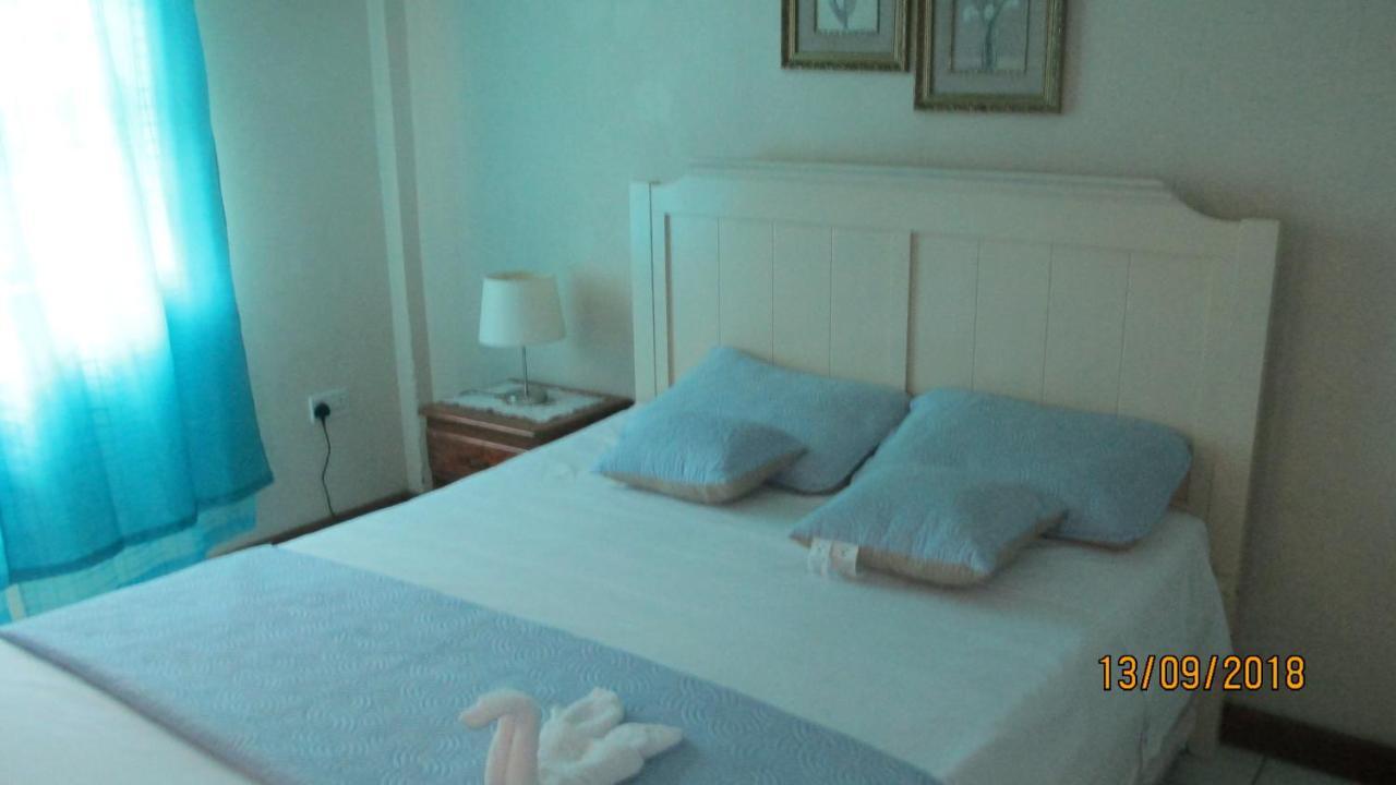 Tropical Breeze Vacation Home And Apartments Gros Islet Exterior foto