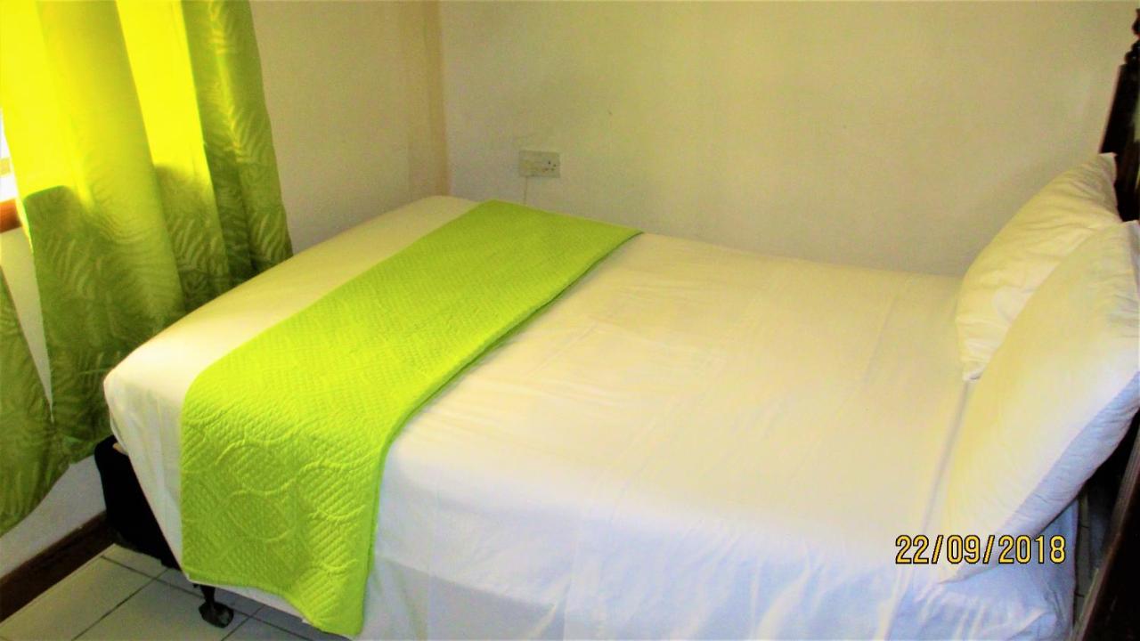 Tropical Breeze Vacation Home And Apartments Gros Islet Exterior foto